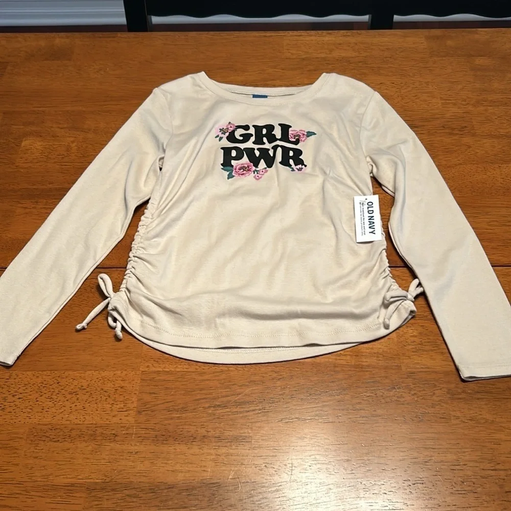 New with tags Old Navy girls long sleeve shirt size medium (8).